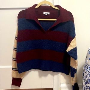 525 Maroon Sweater. Never worn. Size M.